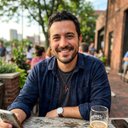 lucas_analyzes_green's avatar
